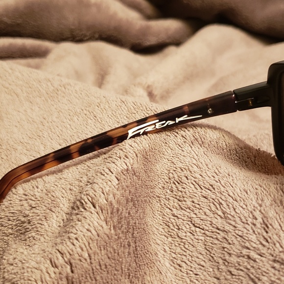 Lip (freak) sunglasses polorized - Picture 4 of 6